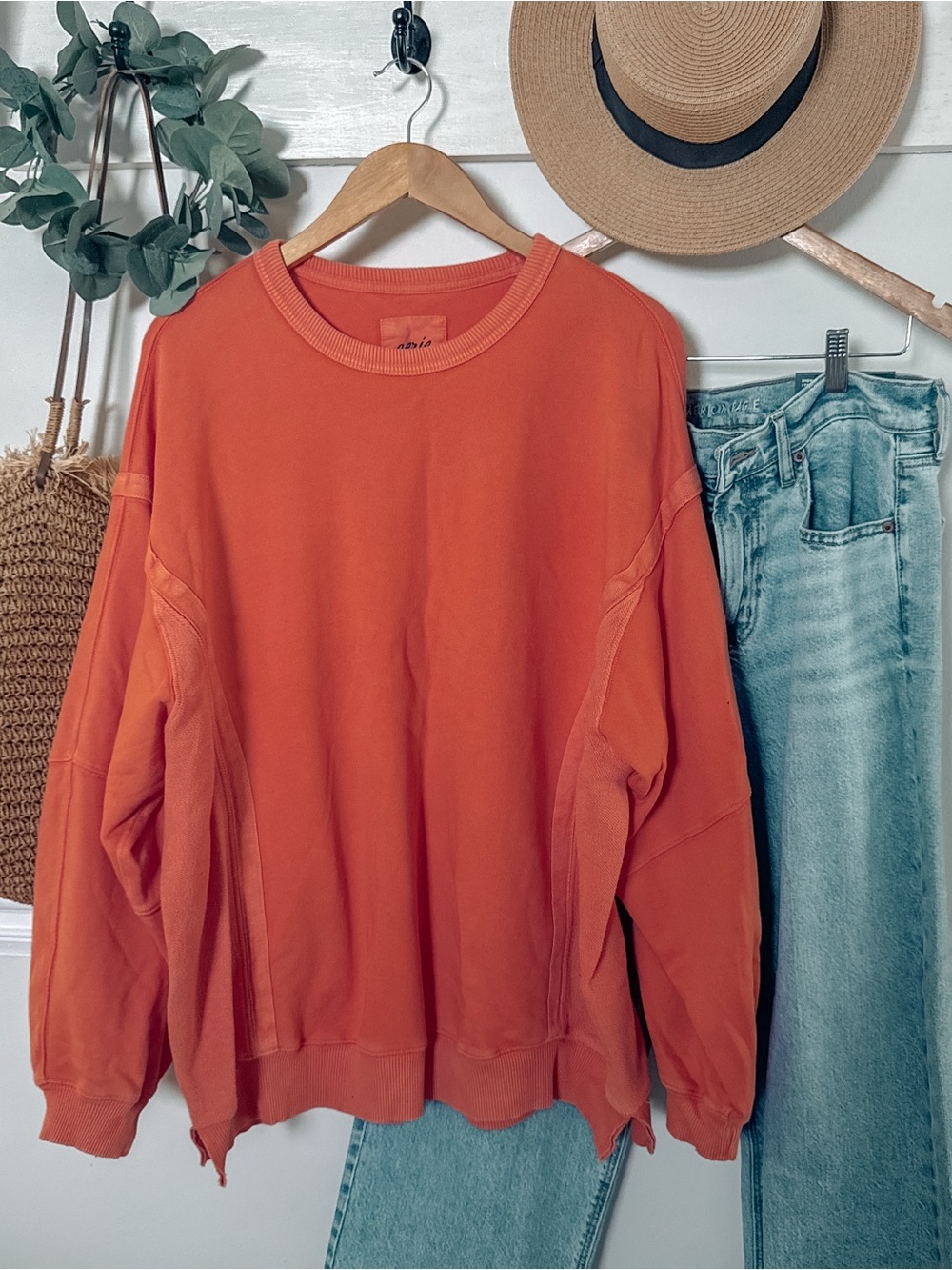 aerie oversized Orange Crewneck Sweatshirt, big sleeves